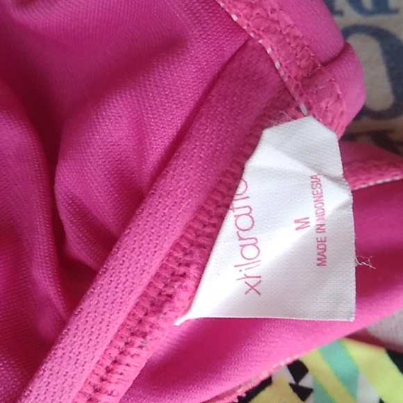 Xhilaration Vibrant Pink Bikini Top with Geometric Straps - Picture 3 of 3